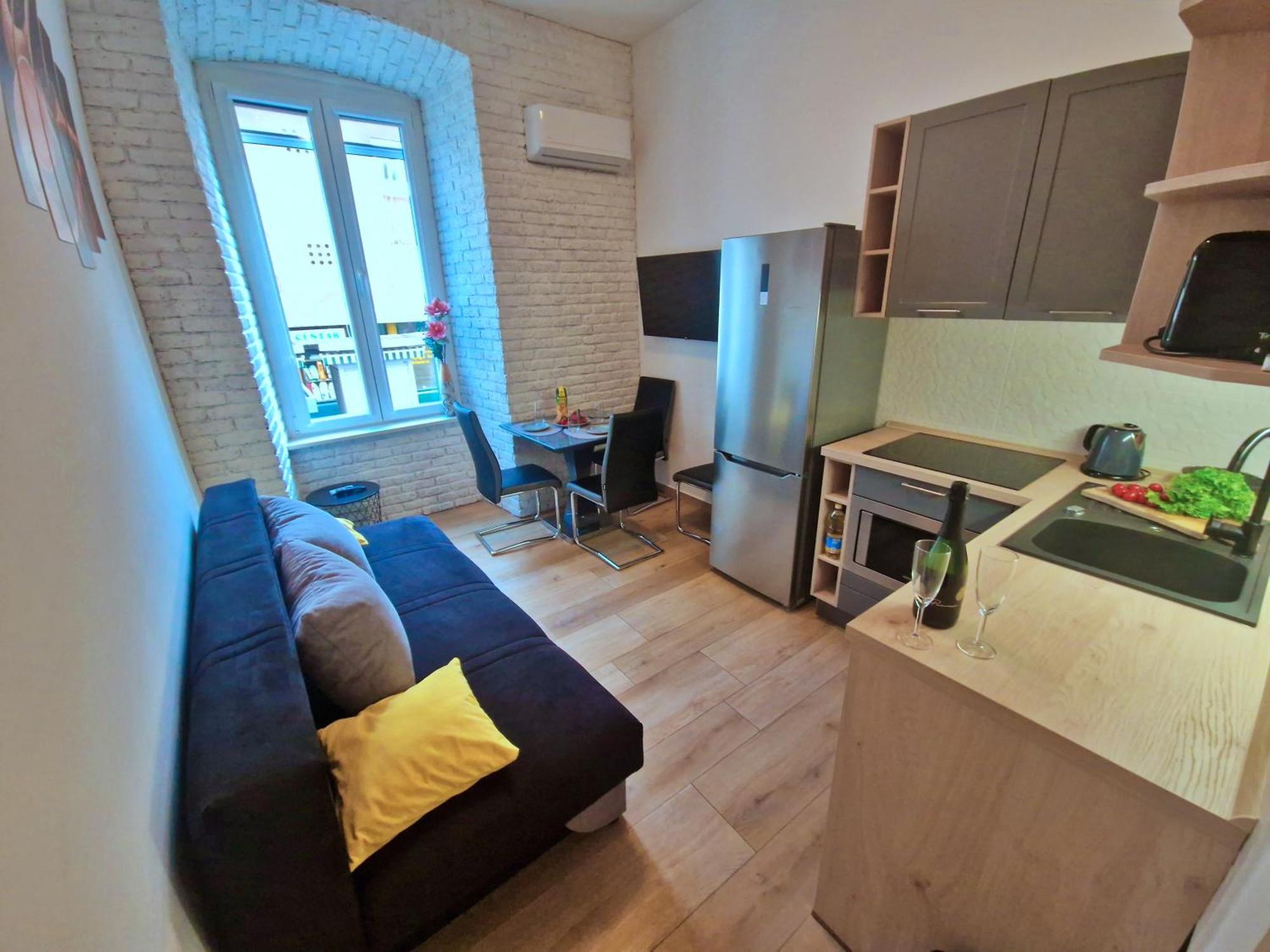 Lola'S Place Риека Экстерьер фото