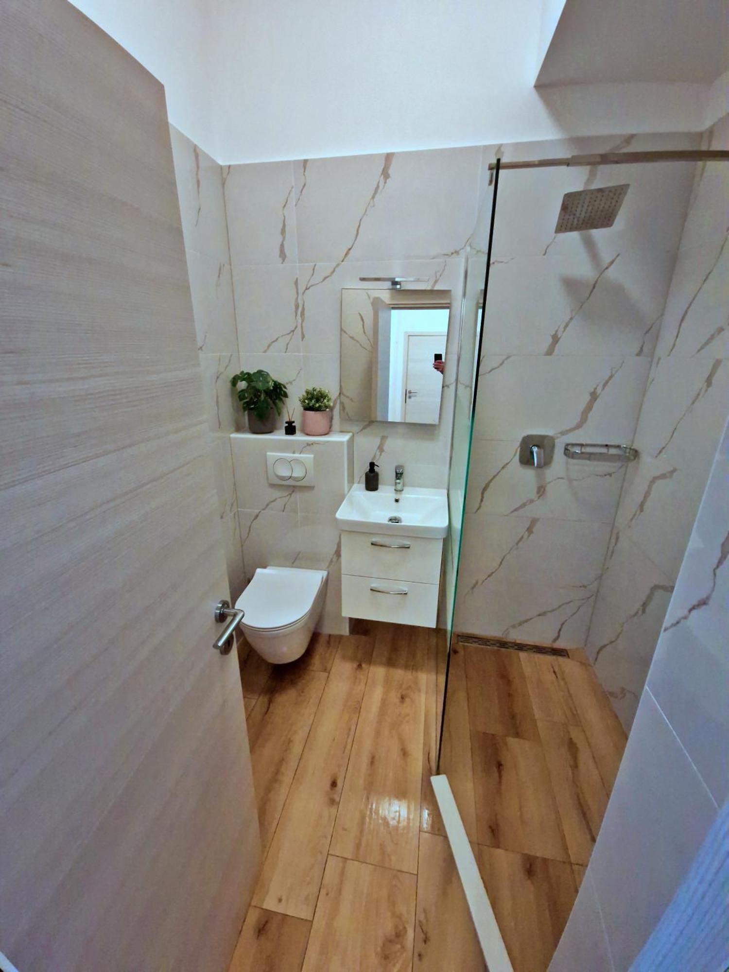 Lola'S Place Риека Экстерьер фото